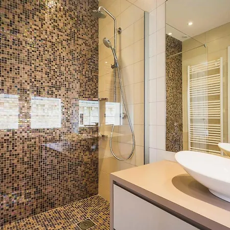 Bellevue Keyweek Elegant With Elevator Ocean Views In *
